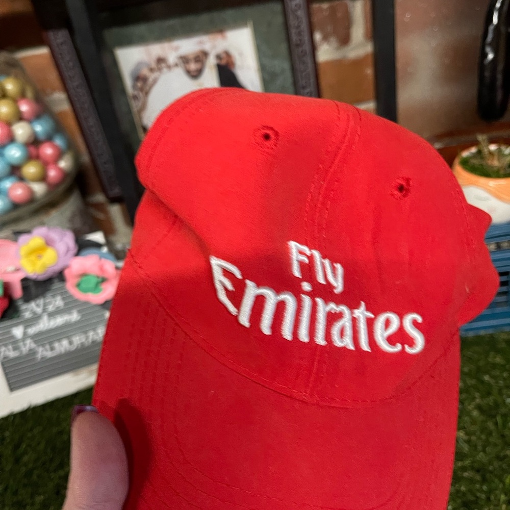 Fly emirates hat - Picture 5 of 6